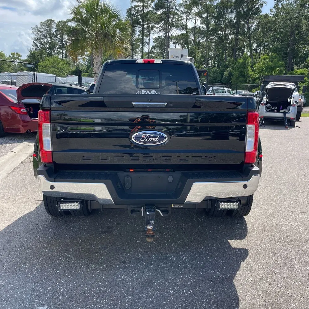 2017 Ford F-450 Super Duty Lariat