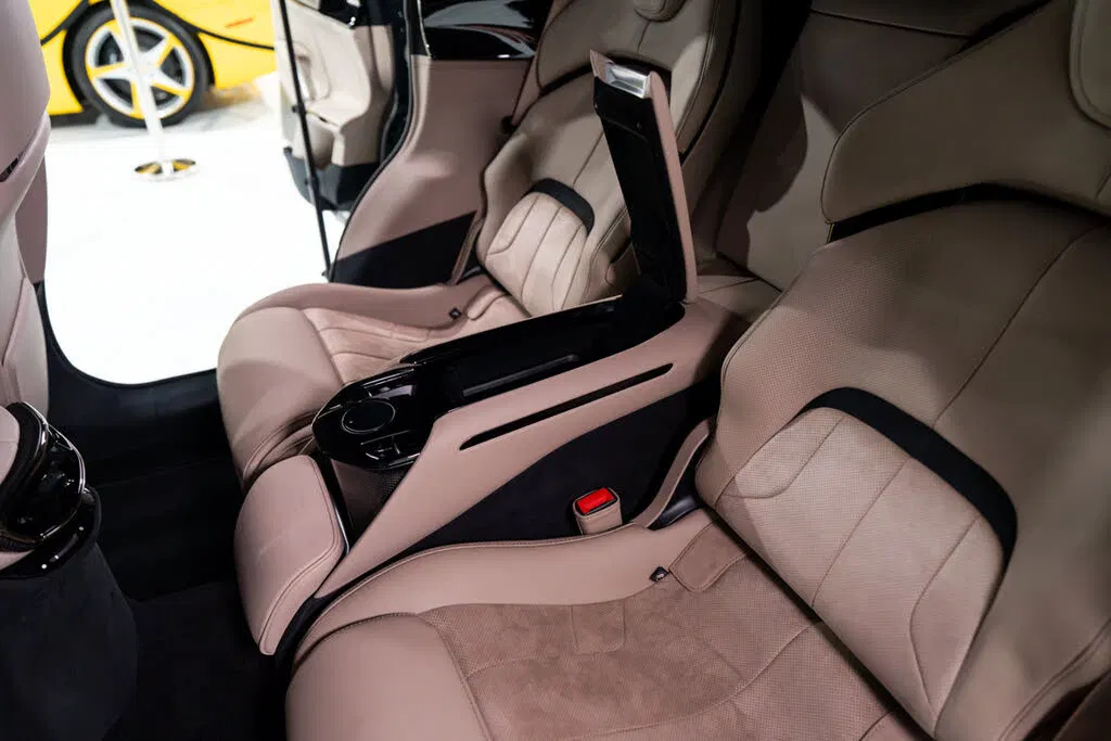 2025 Ferrari Purosangue AWD