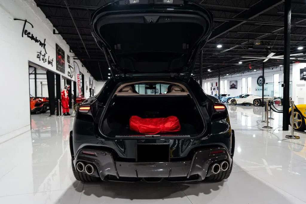 2025 Ferrari Purosangue AWD