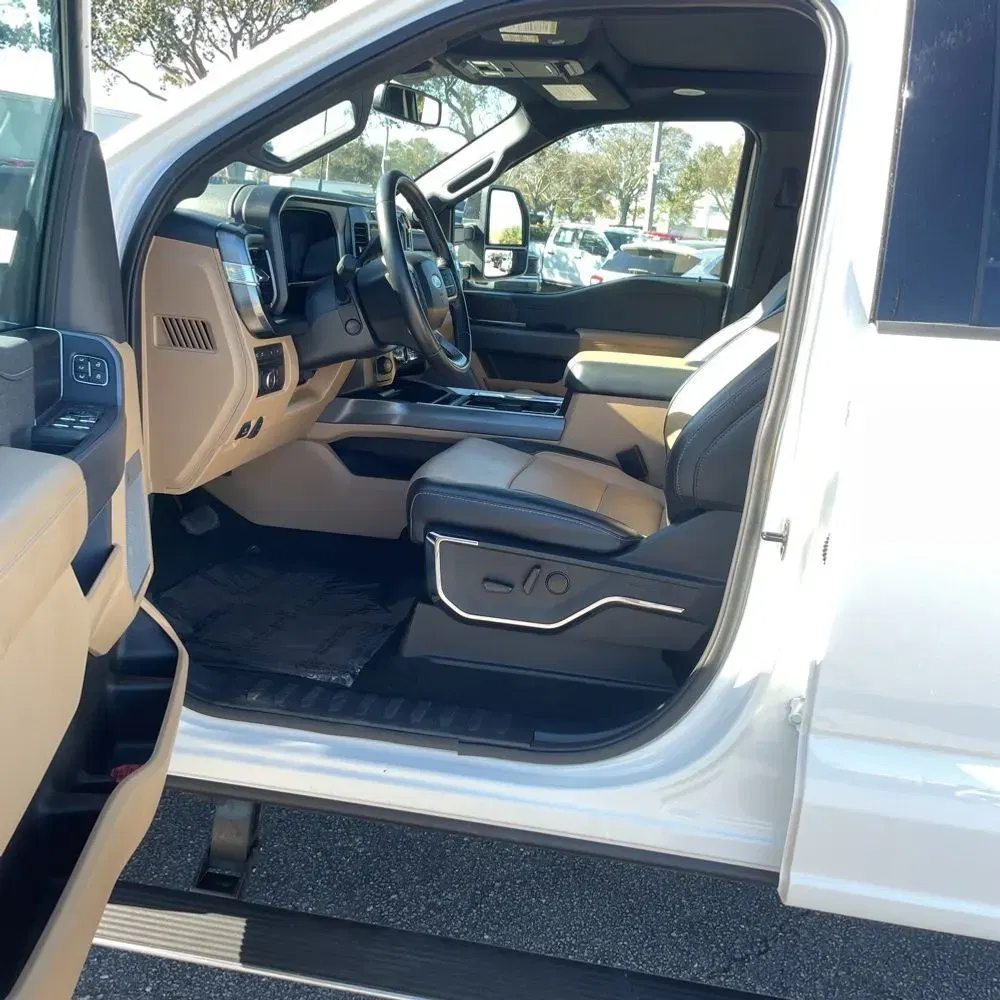 2024 Ford F-350 Super Duty Lariat