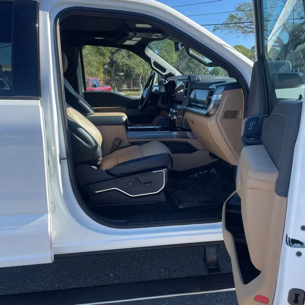2024 Ford F-350 Super Duty Lariat