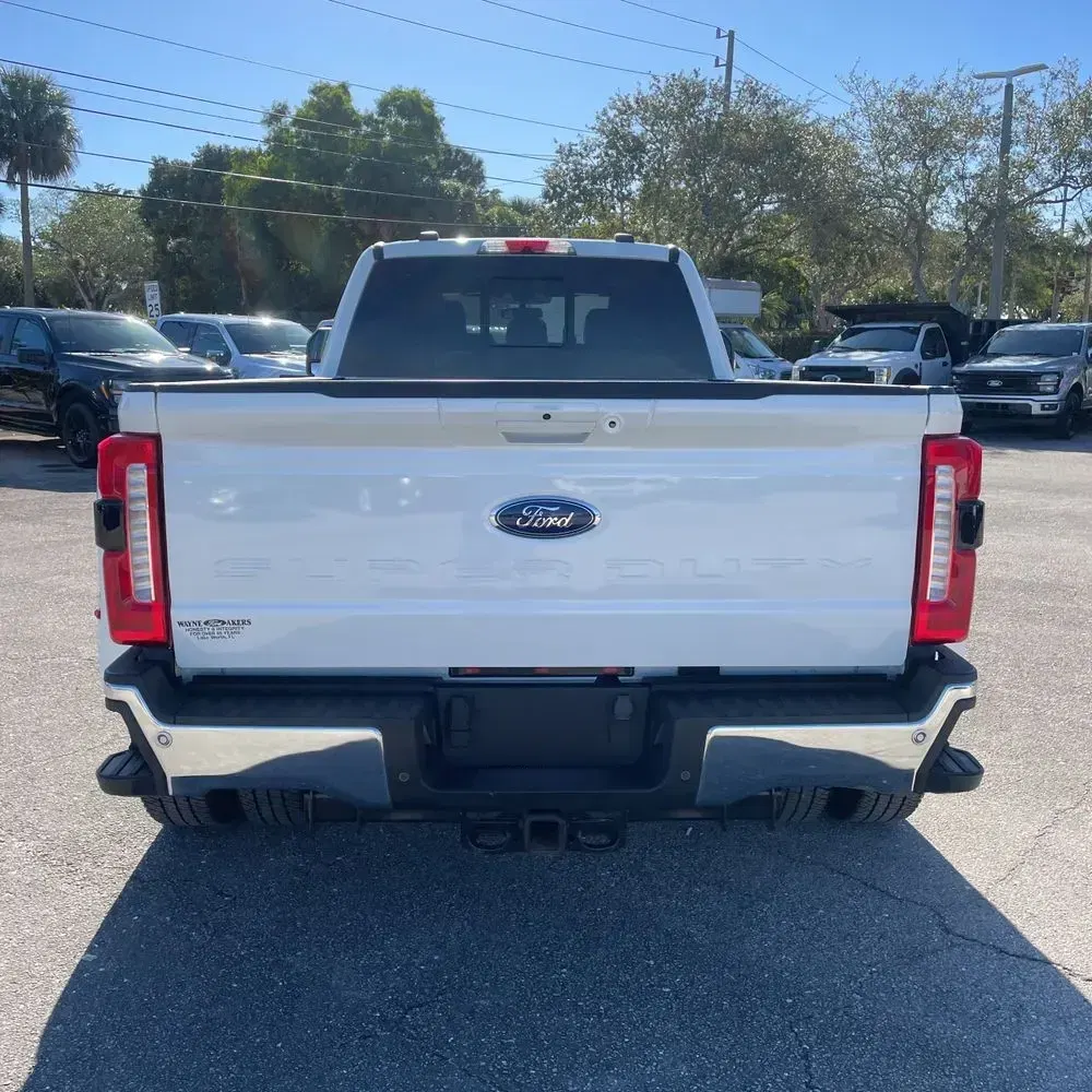 2024 Ford F-350 Super Duty Lariat