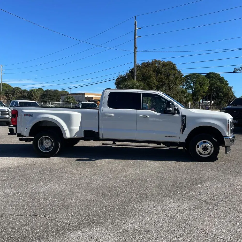 2024 Ford F-350 Super Duty Lariat