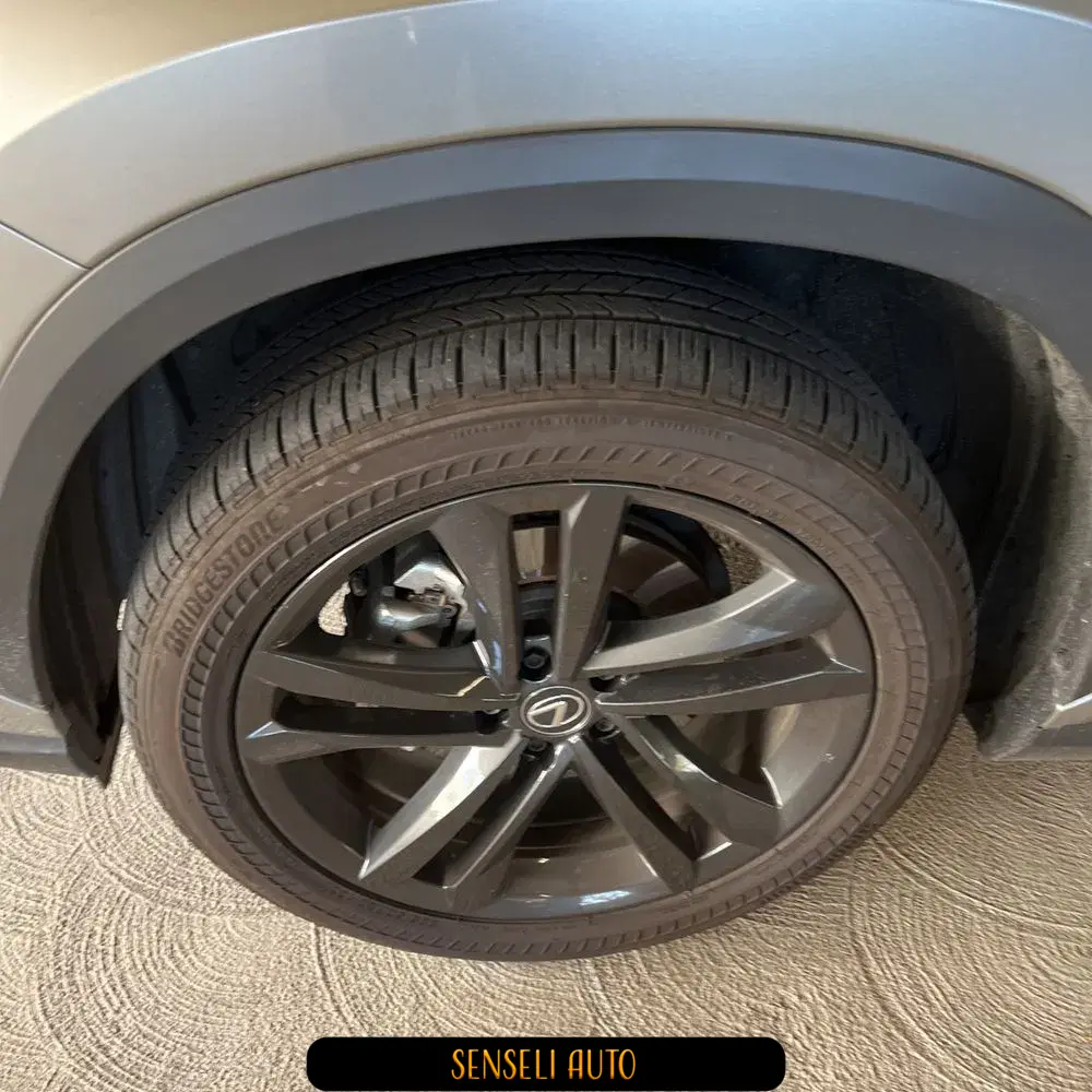 2025 Lexus NX 450h+ Base