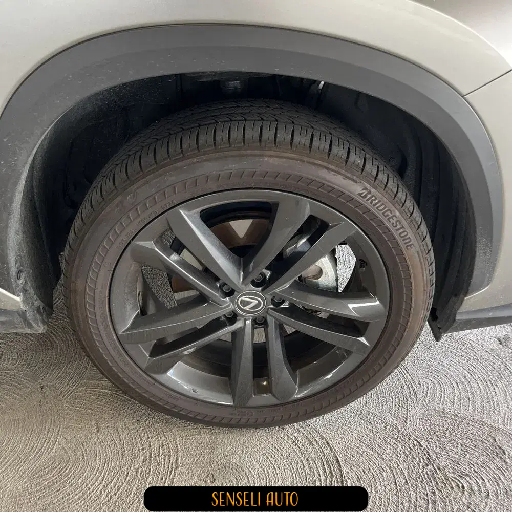2025 Lexus NX 450h+ Base