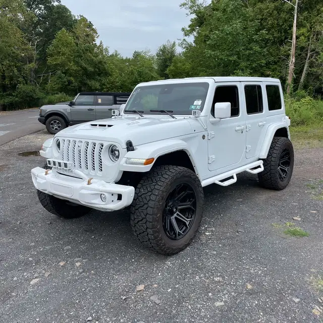 2023 Jeep Wrangler Rubicon 392