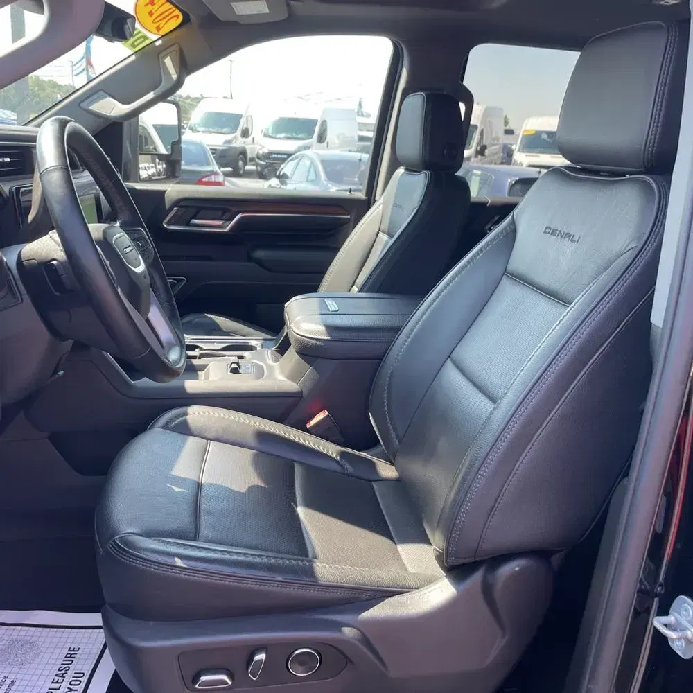 2024 GMC Sierra 2500 Denali