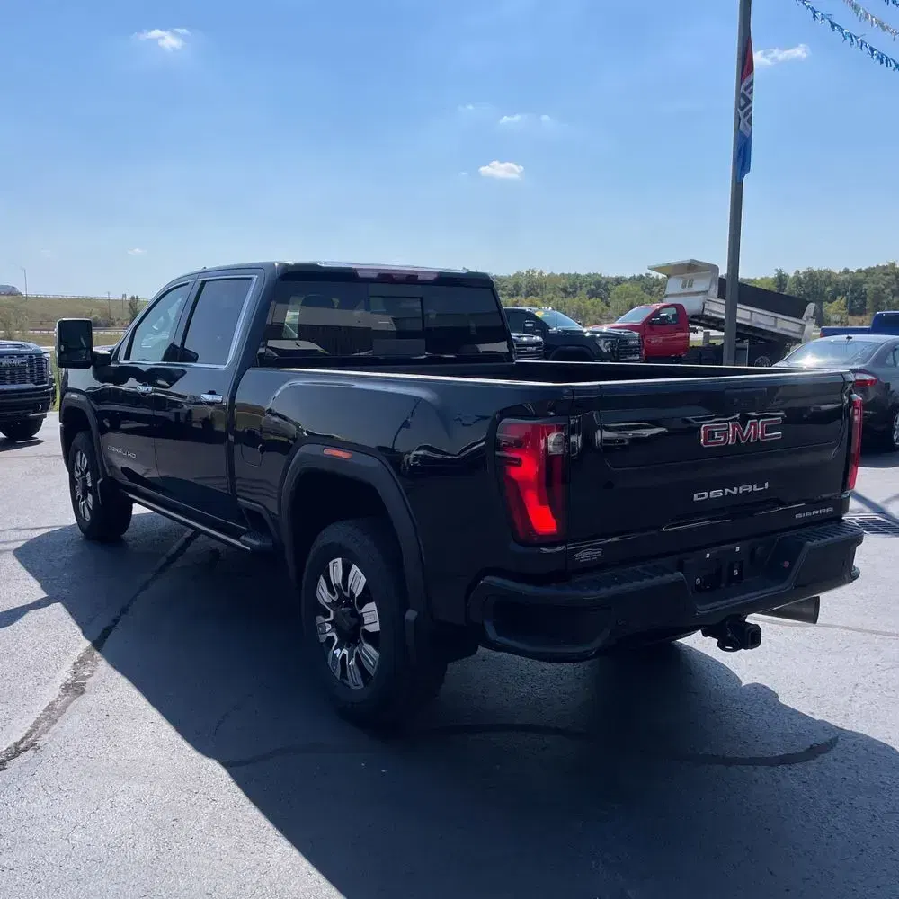 2024 GMC Sierra 2500 Denali