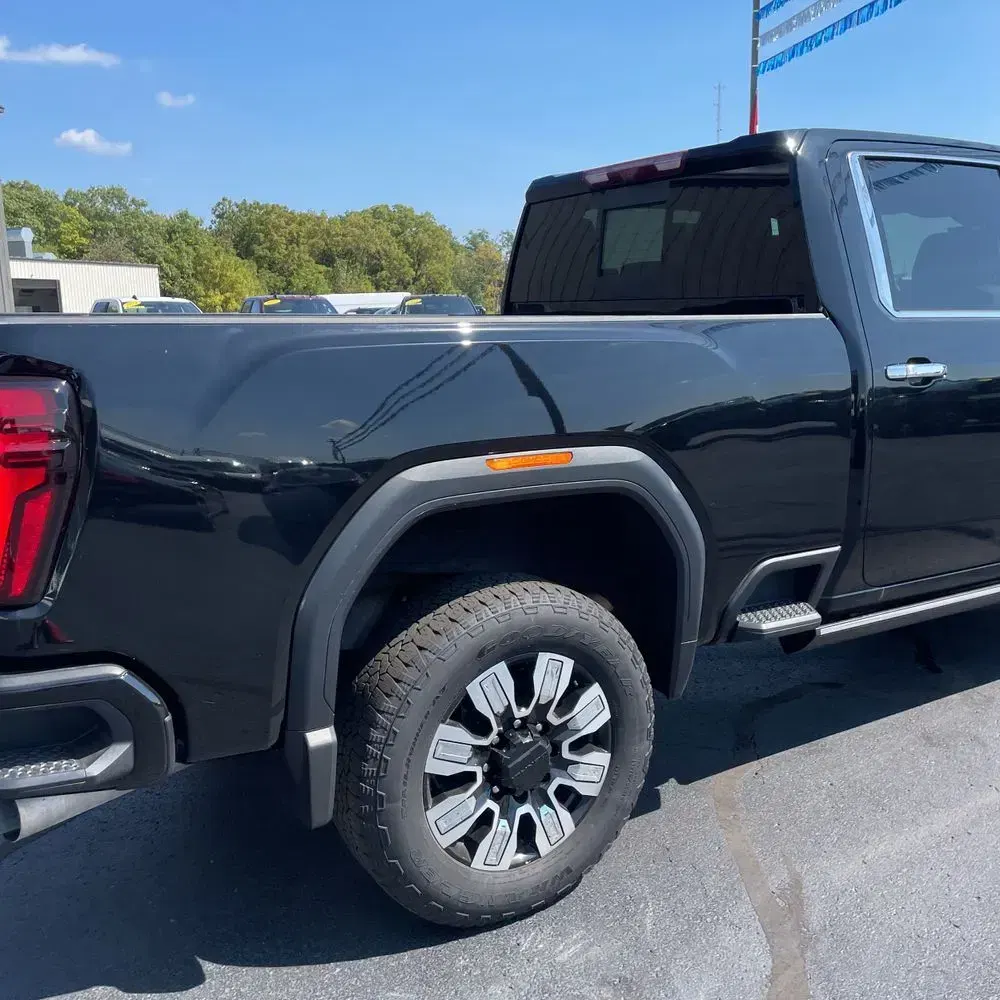 2024 GMC Sierra 2500 Denali