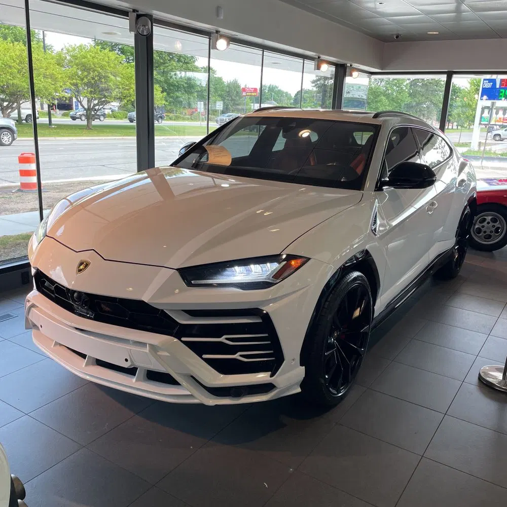2019 Lamborghini Urus Base
