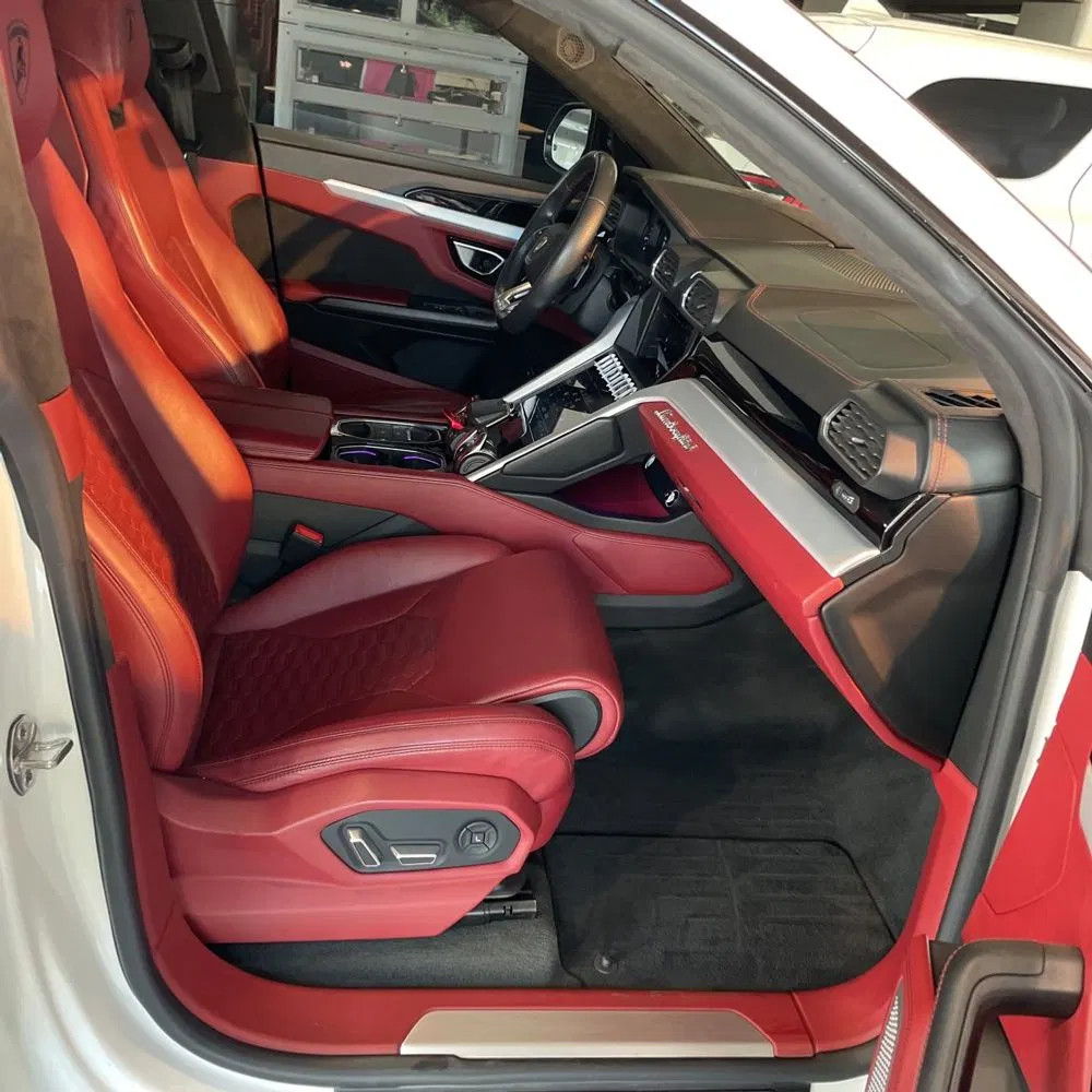 2019 Lamborghini Urus Base