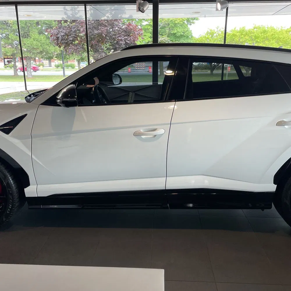 2019 Lamborghini Urus Base
