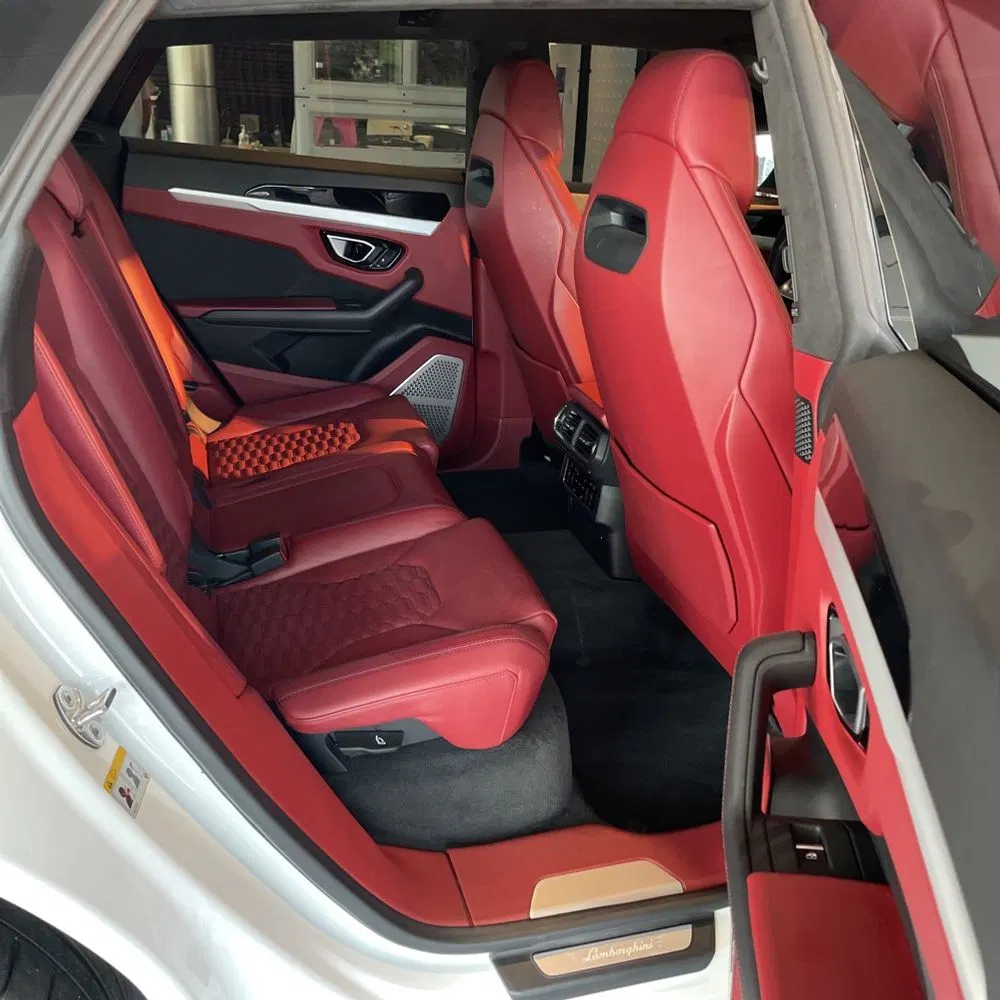2019 Lamborghini Urus Base