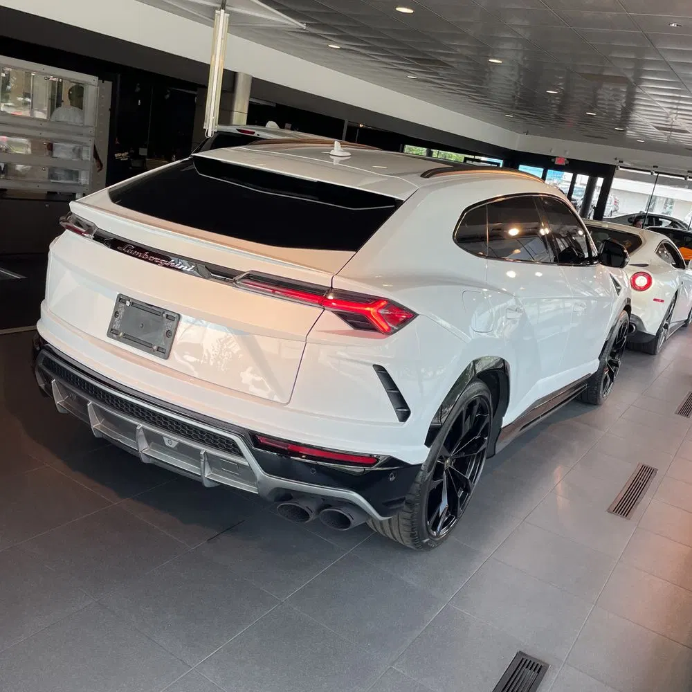 2019 Lamborghini Urus Base