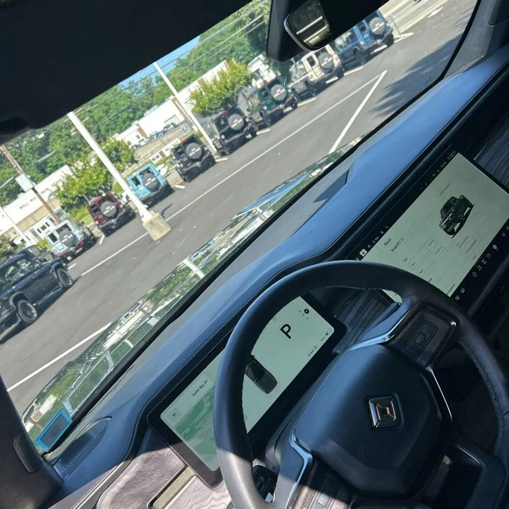 2022 Rivian R1T Adventure