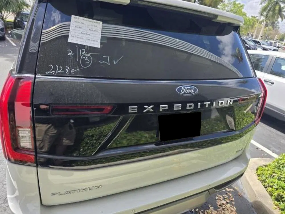 2025 Ford Expedition Max Platinum