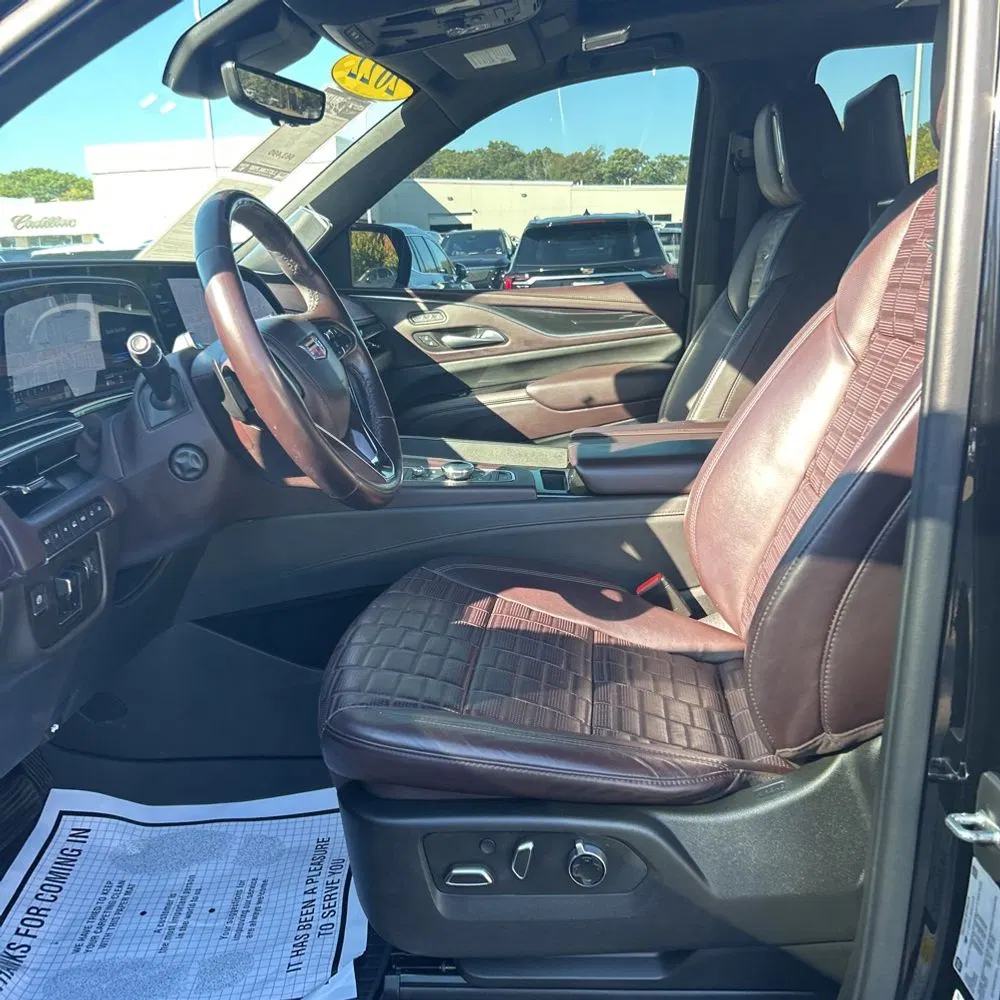 2022 Cadillac Escalade Sport Platinum