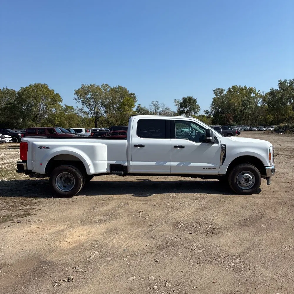 2023 Ford F350 S/D XLT