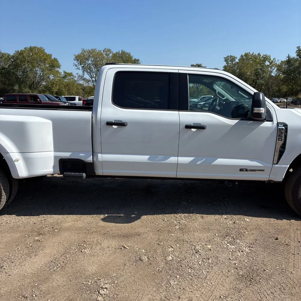 2023 Ford F350 S/D XLT