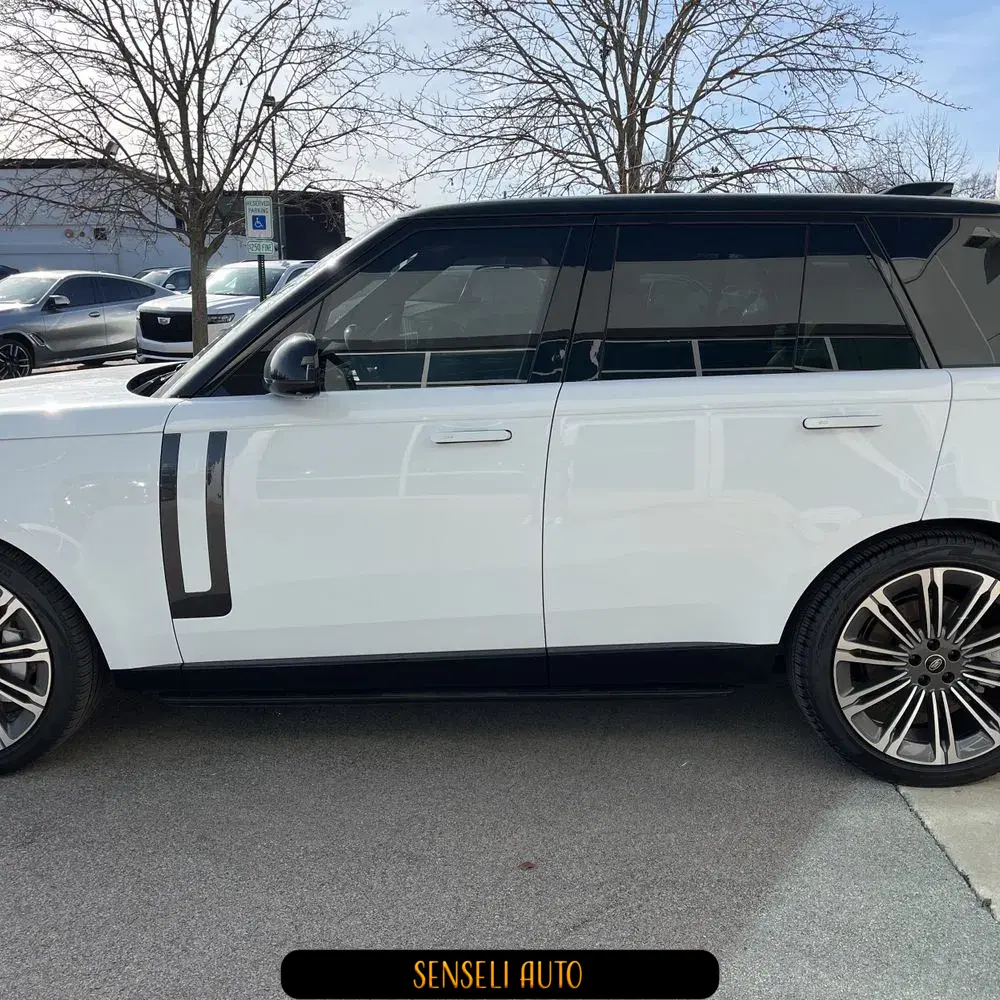 2023 Land Rover Range Rover P530 SE