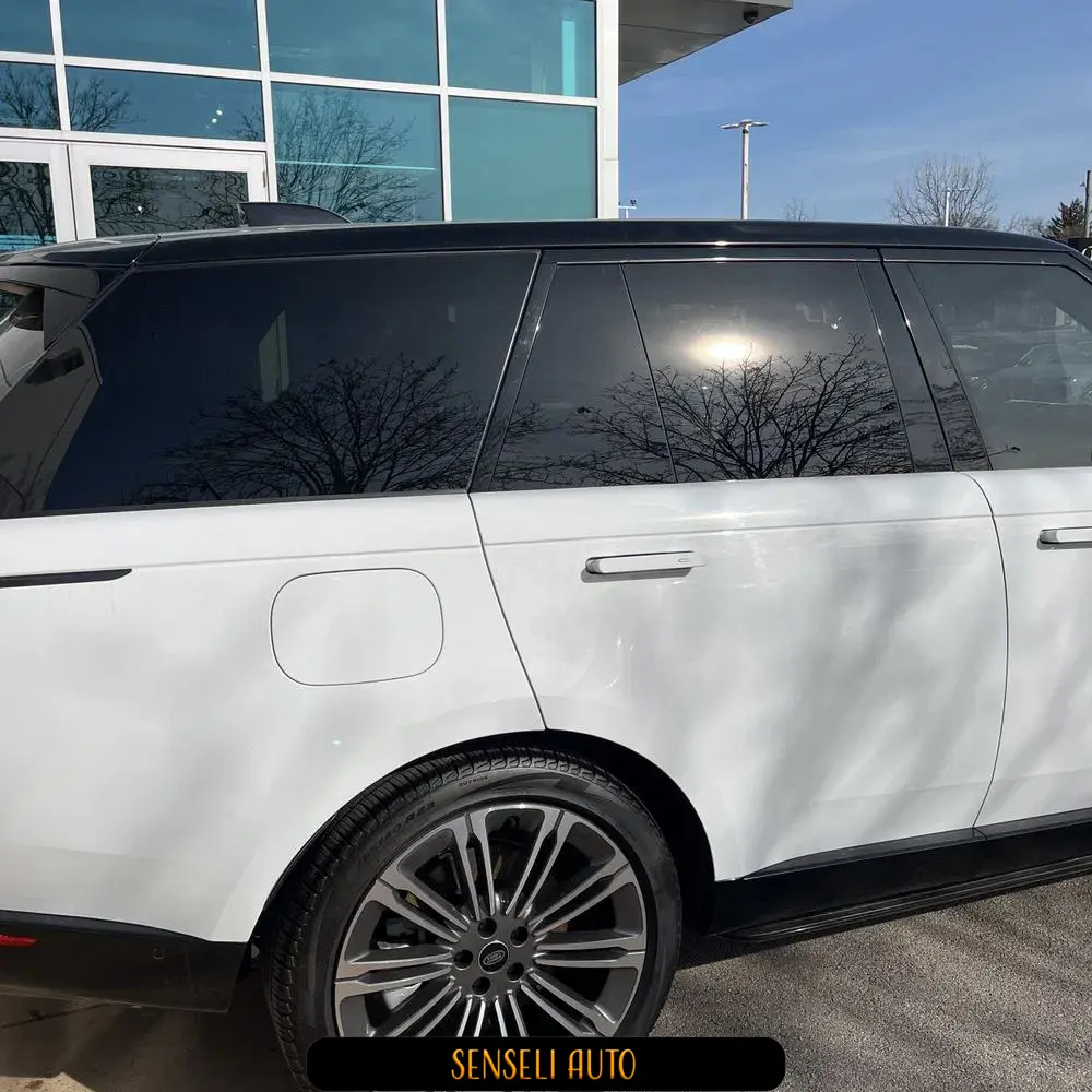 2023 Land Rover Range Rover P530 SE