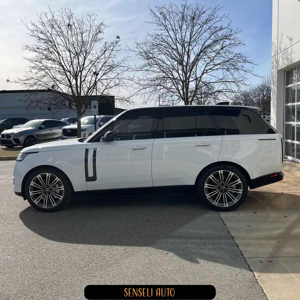 2023 Land Rover Range Rover P530 SE