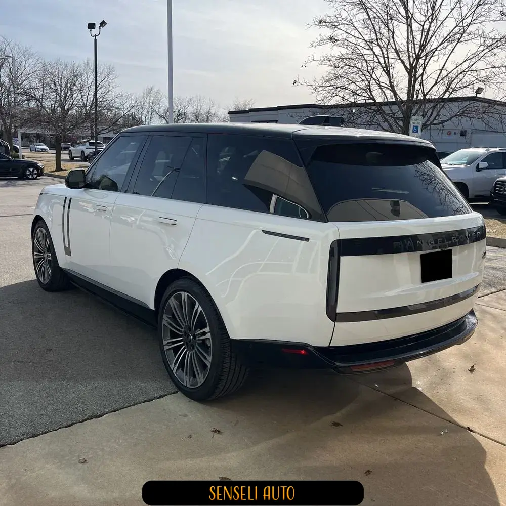 2023 Land Rover Range Rover P530 SE