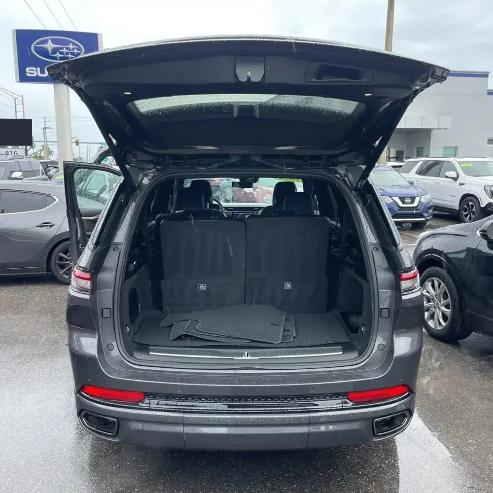 2024 Jeep Grand Cherokee L Summit