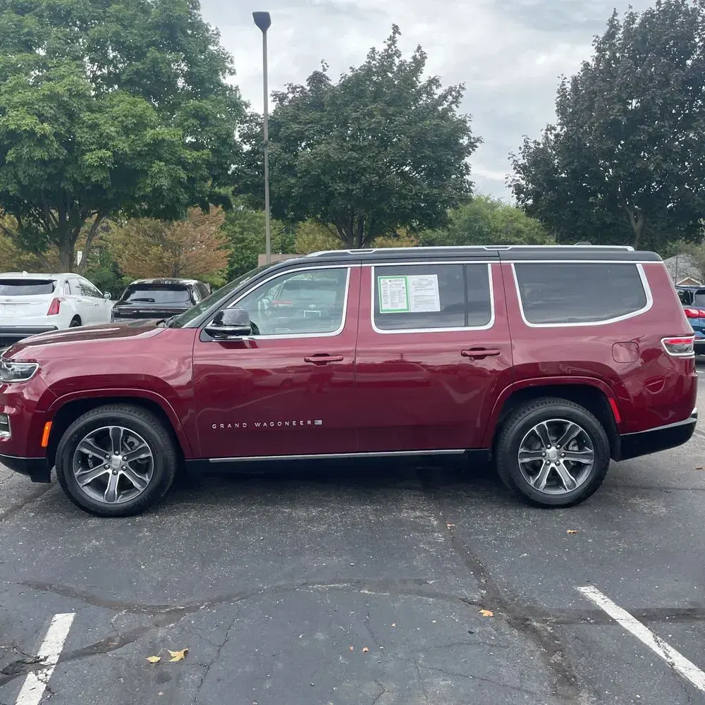 2024 Jeep Grand Wagoneer Base