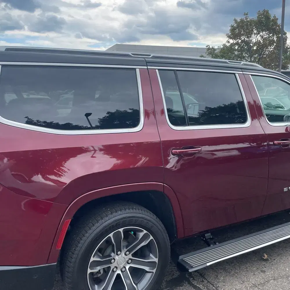 2024 Jeep Grand Wagoneer Base