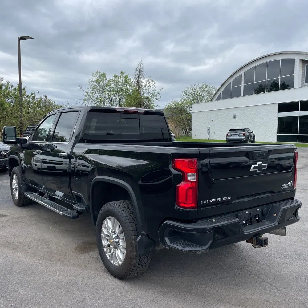 2022 Chevrolet Silverado 3500HD High Country