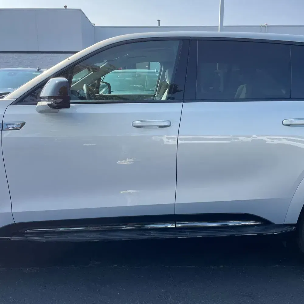 2025 Cadillac Escalade IQ Sport 1