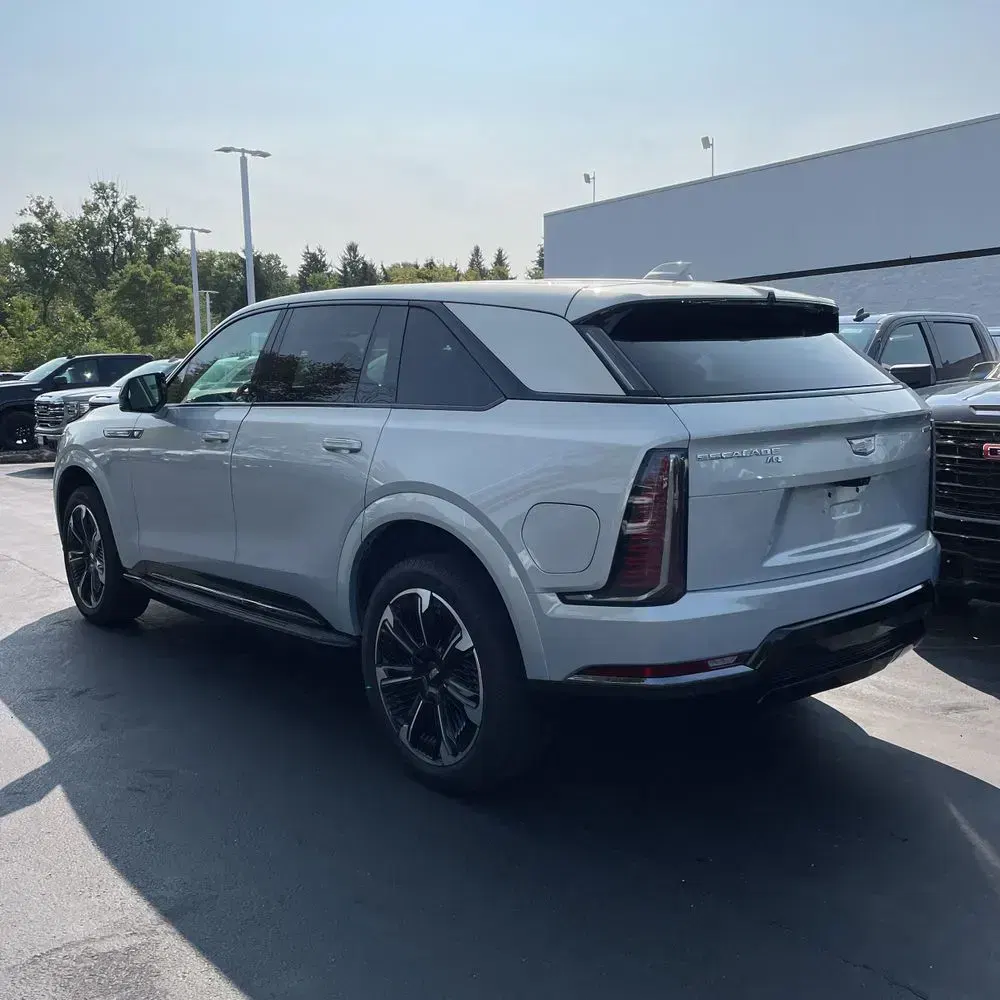 2025 Cadillac Escalade IQ Sport 1