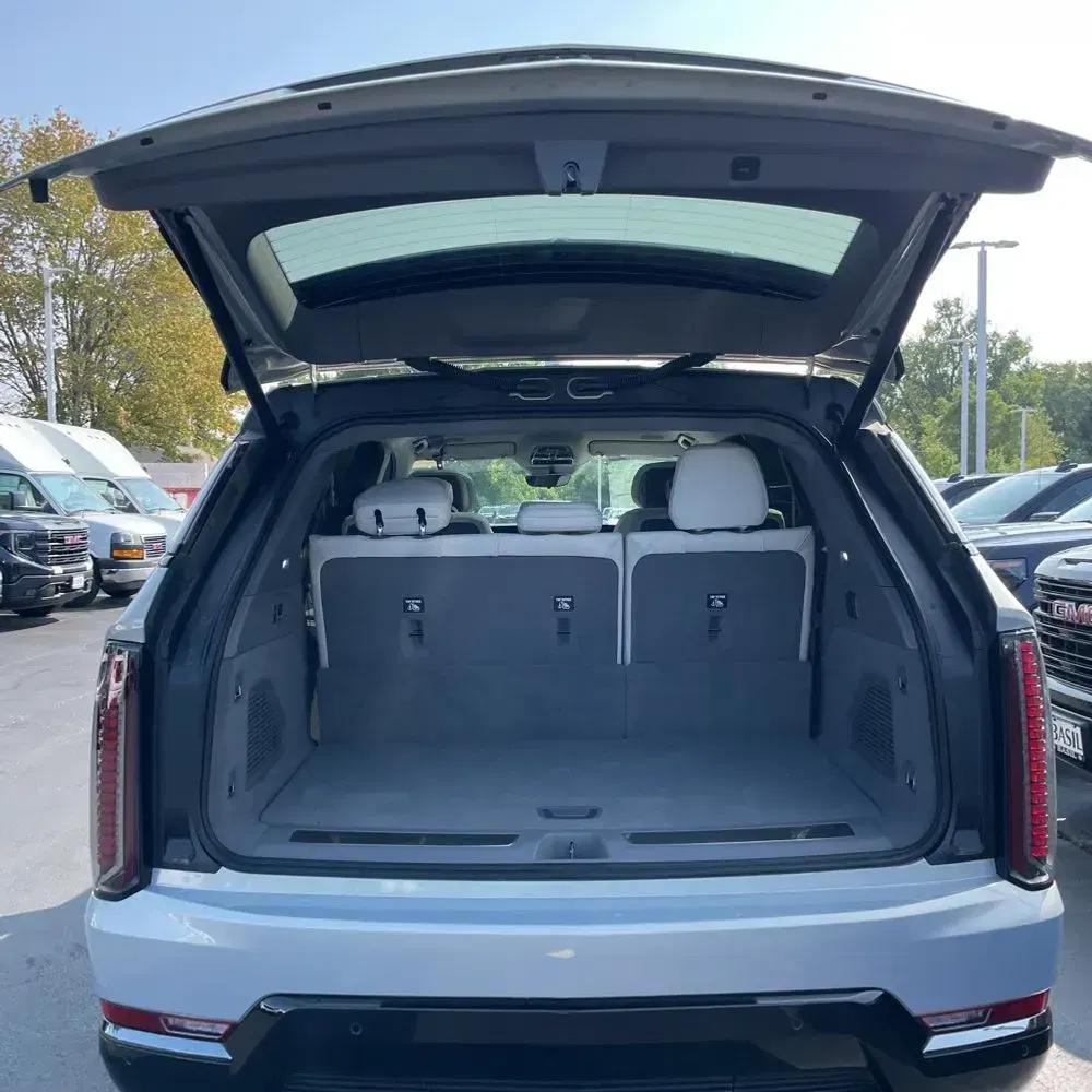 2025 Cadillac Escalade IQ Sport 1