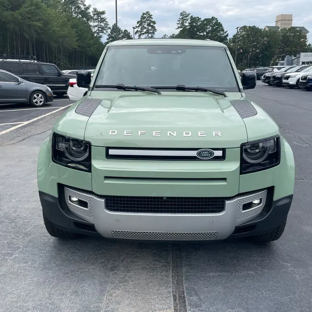 2023 Land Rover Defender 110 Standard