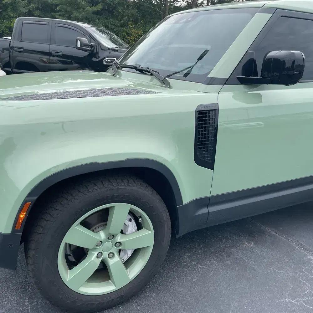 2023 Land Rover Defender 110 Standard