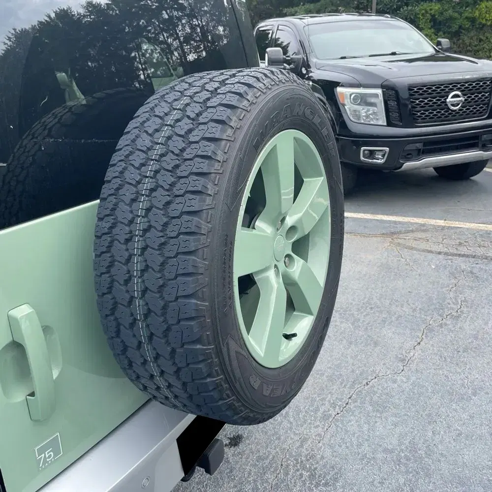 2023 Land Rover Defender 110 Standard