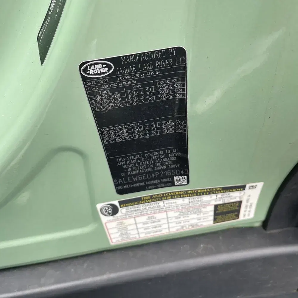 2023 Land Rover Defender 110 Standard