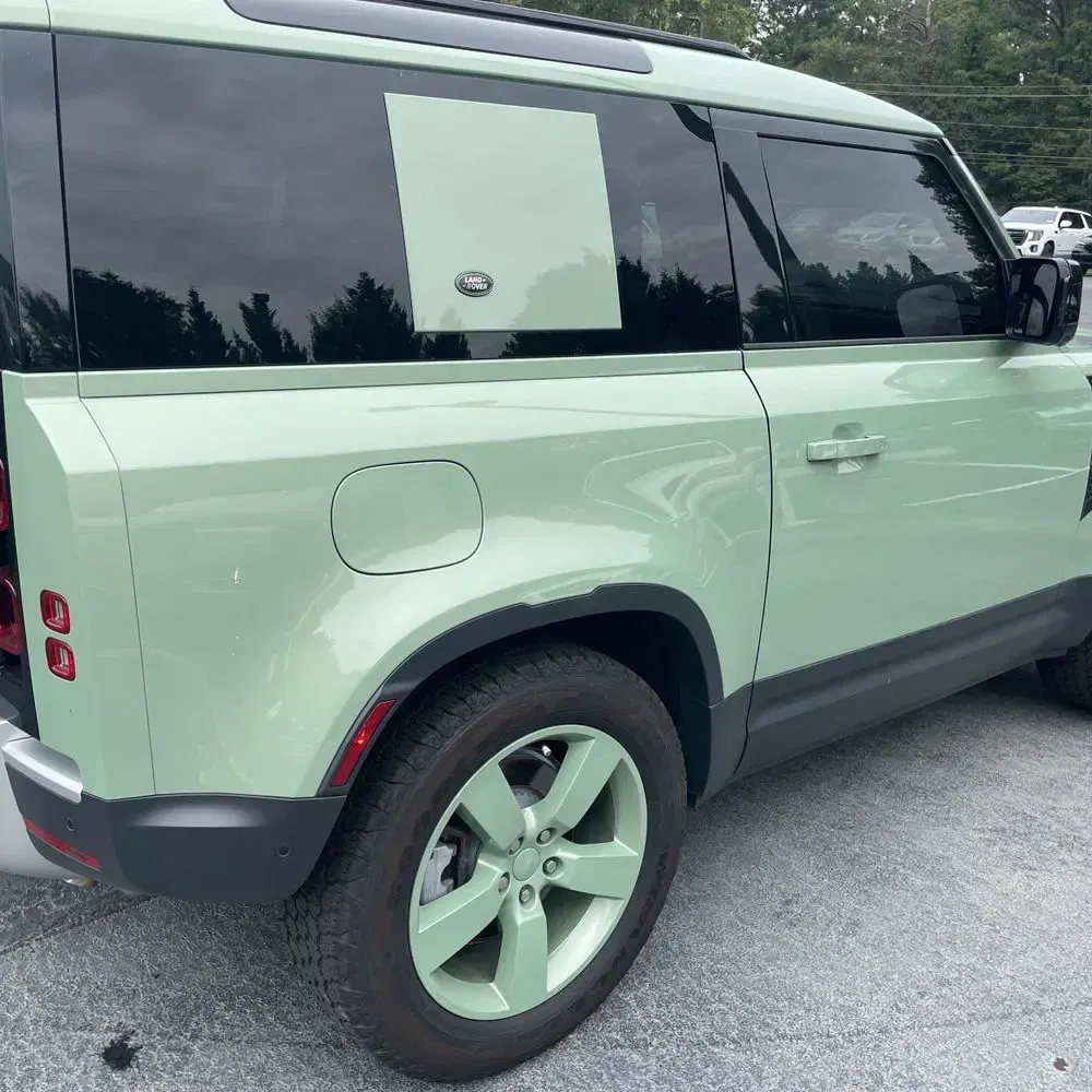 2023 Land Rover Defender 110 Standard