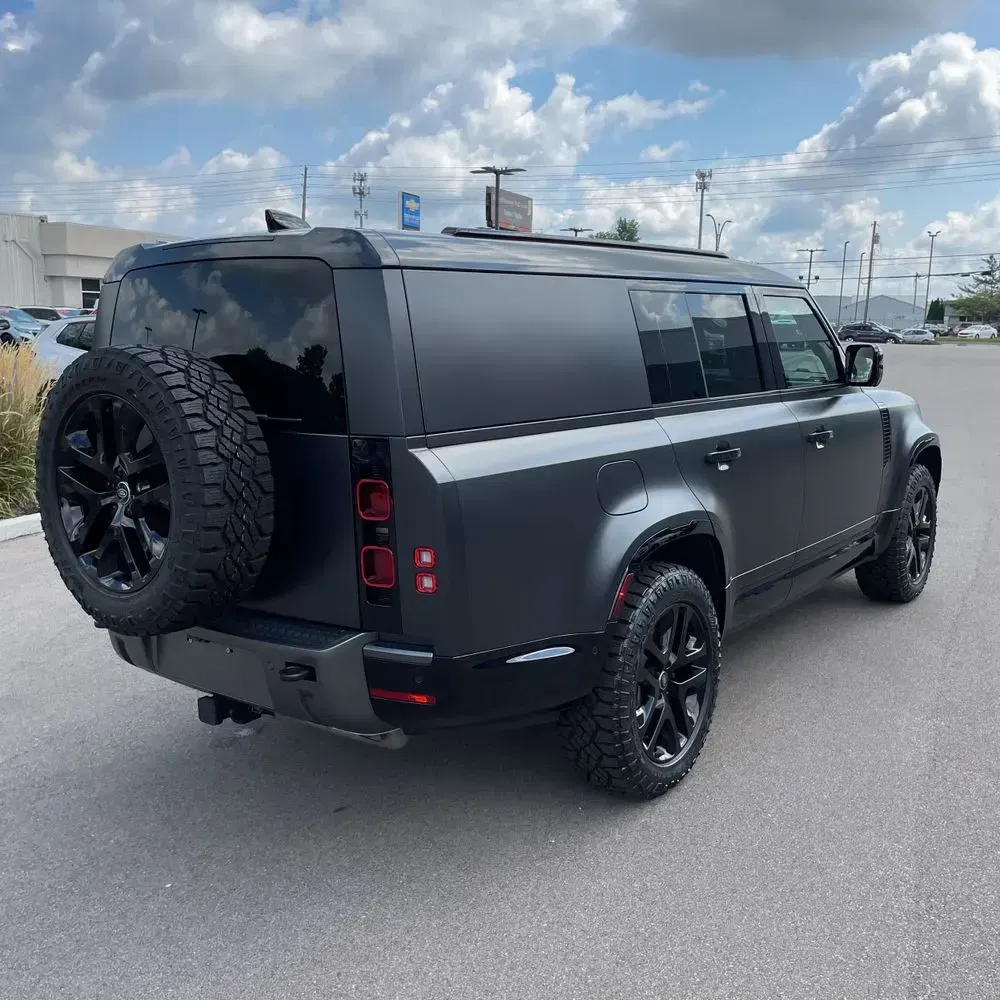 2024 Land Rover Defender 130 Outbound P400