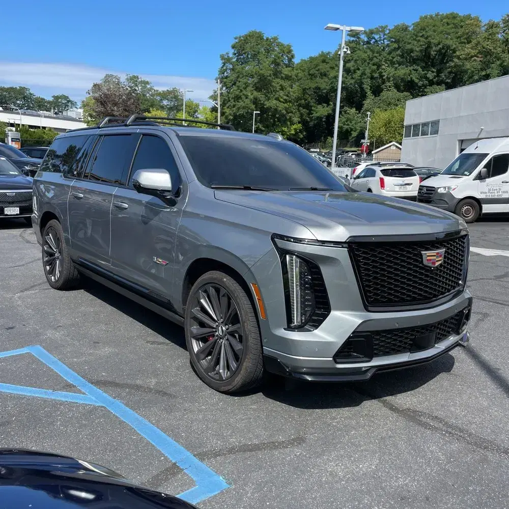 2025 Cadillac Escalade-V ESV Base