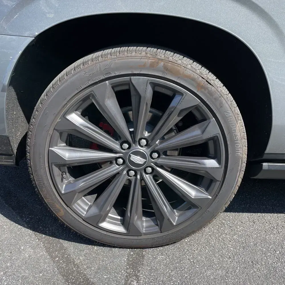 2025 Cadillac Escalade-V ESV Base