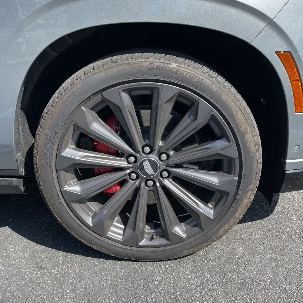 2025 Cadillac Escalade-V ESV Base