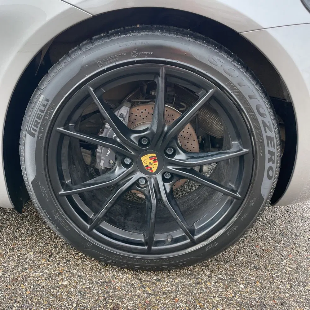 2019 Porsche 718 Cayman Base
