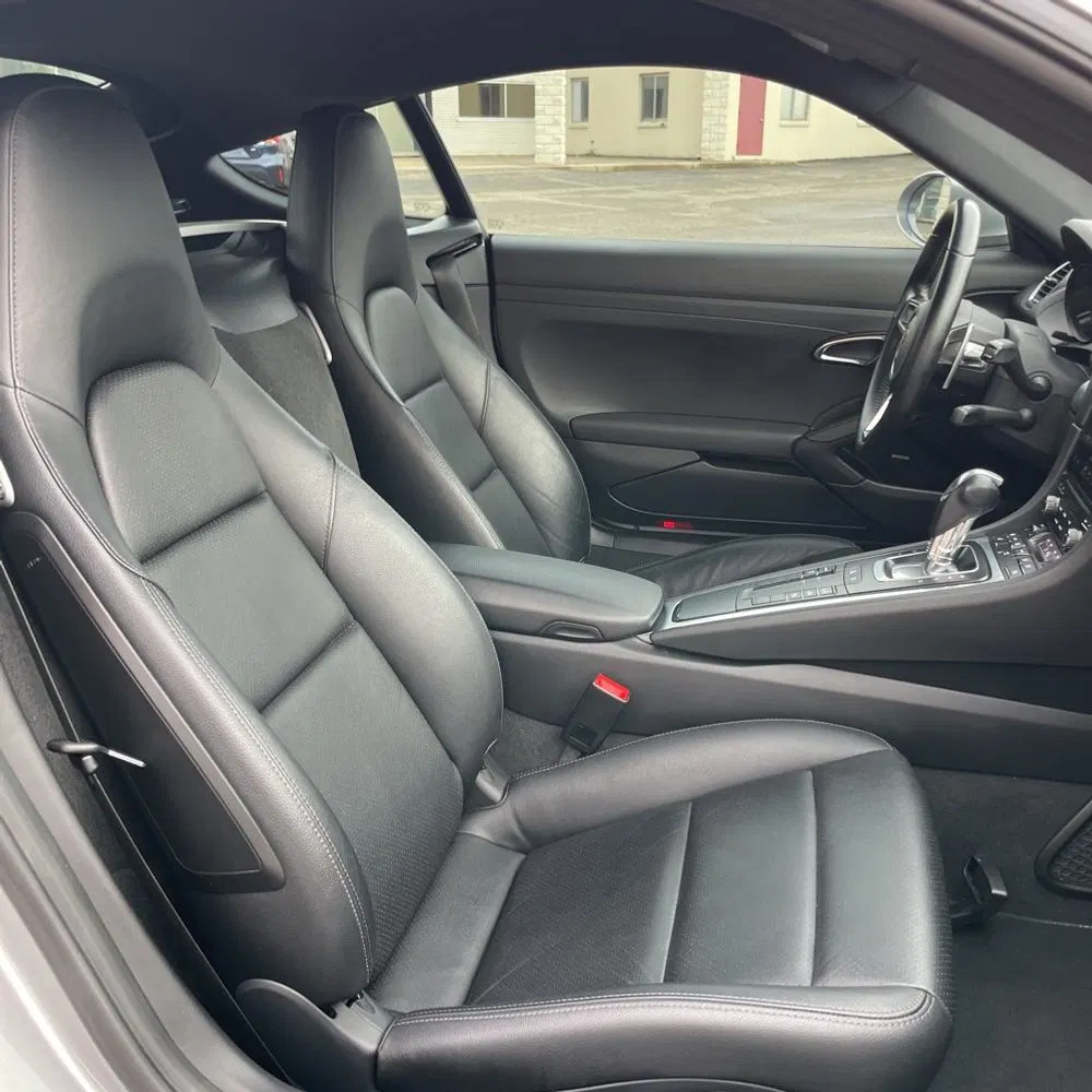 2019 Porsche 718 Cayman Base