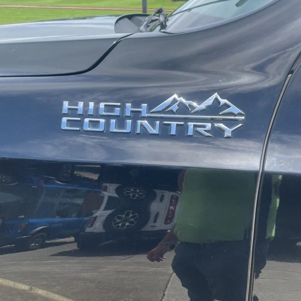 2021 Chevrolet Suburban High Country