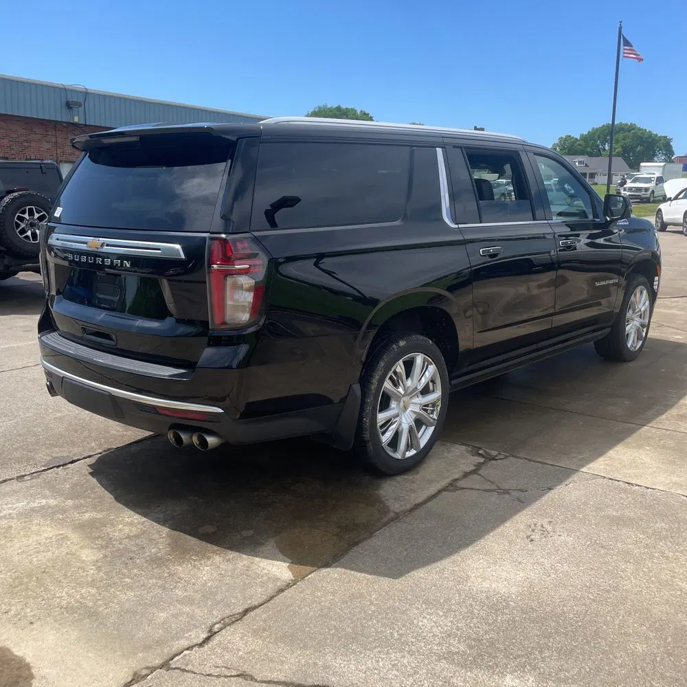 2021 Chevrolet Suburban High Country