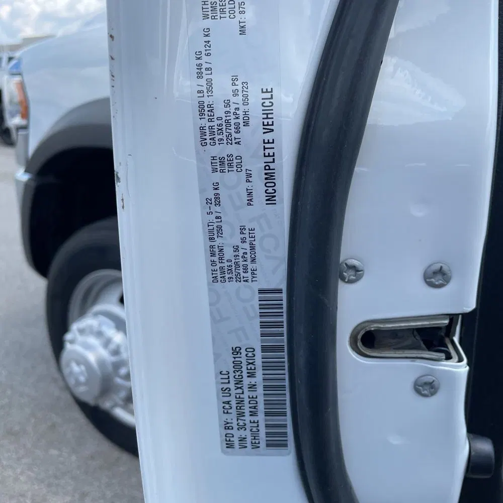 2022 Ram Commercial Tradesman CA60-84 CREW CAB/CHASSIS 4X4 6.7L