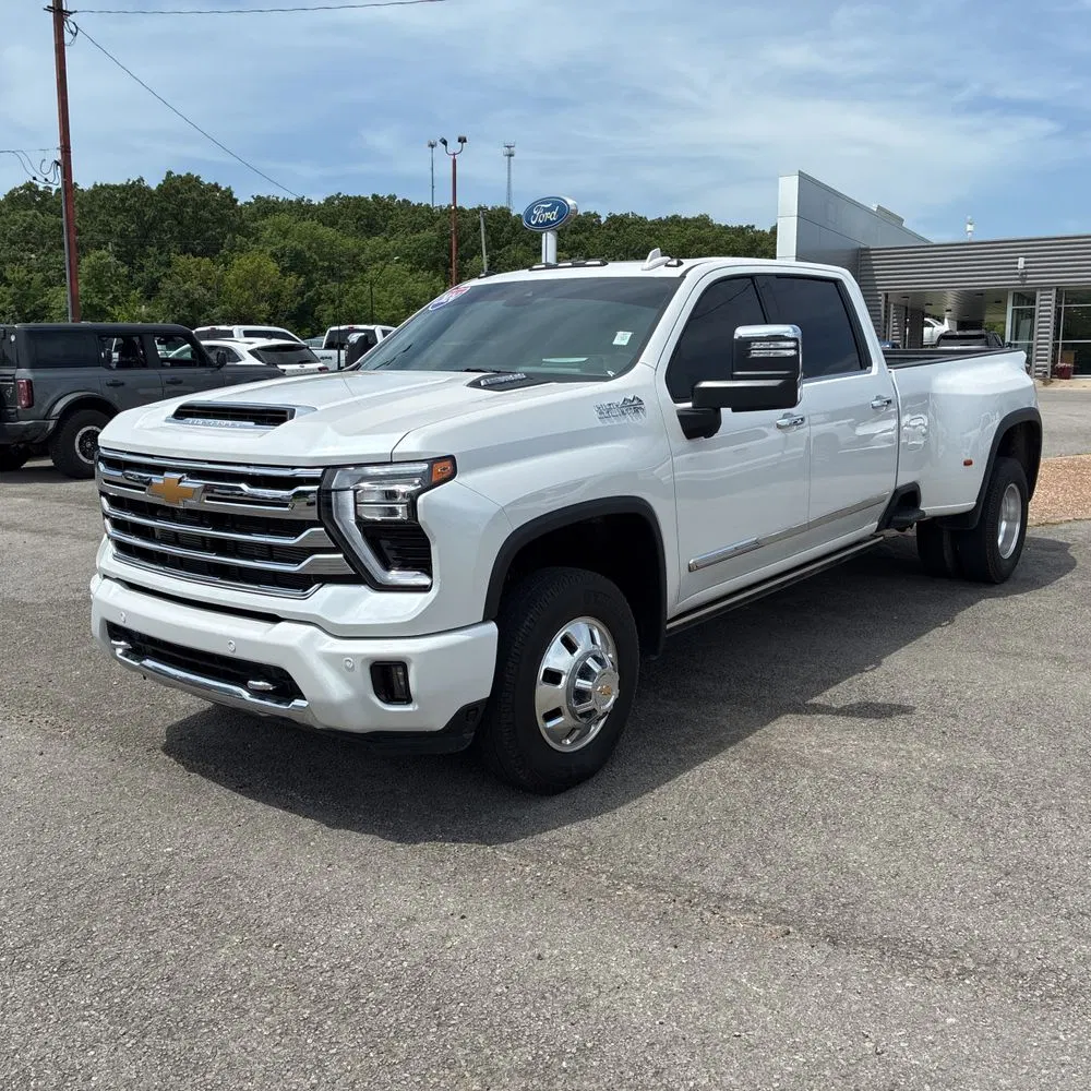 2024 Chevrolet Silverado 3500HD High Country