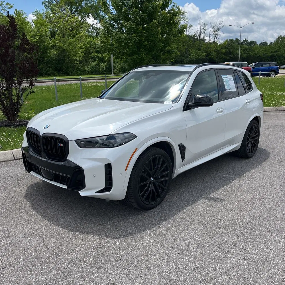 2024 BMW X5 M60i